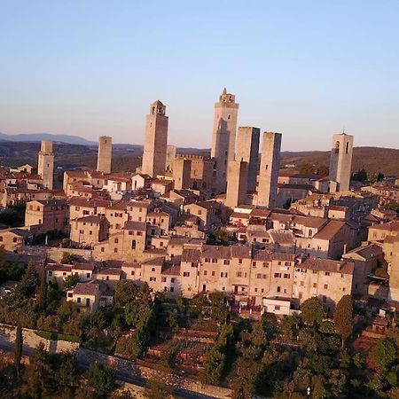 Castello Di Fulignano Ottone Superior Apartment 圣吉米纳诺 外观 照片