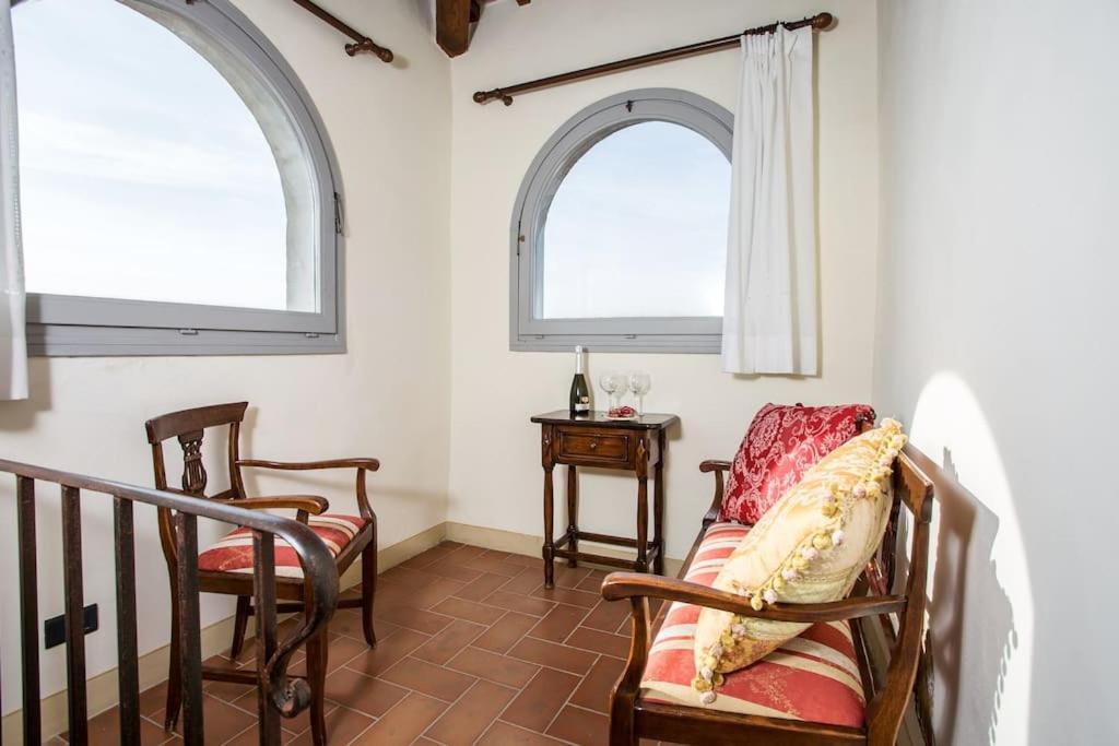 Castello Di Fulignano Ottone Superior Apartment 圣吉米纳诺 外观 照片