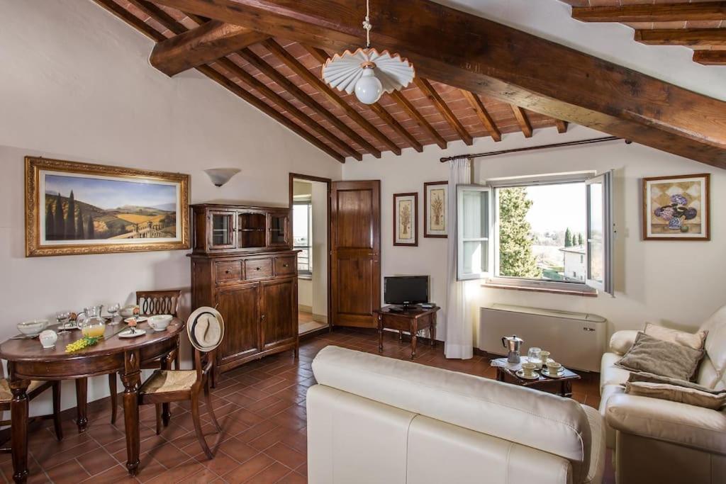 Castello Di Fulignano Ottone Superior Apartment 圣吉米纳诺 外观 照片