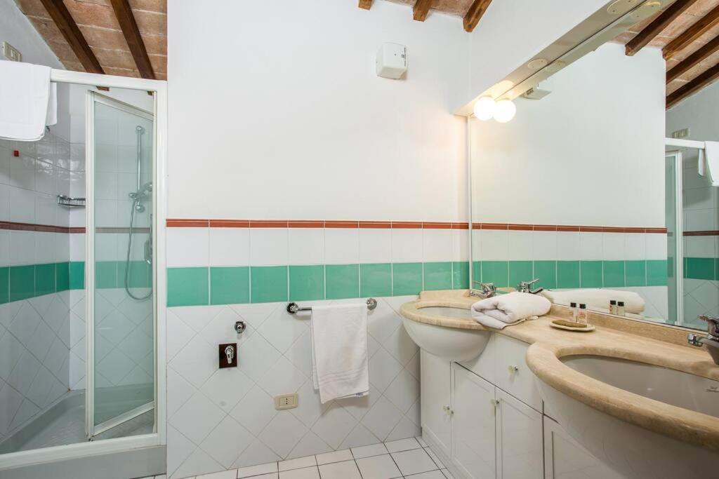 Castello Di Fulignano Ottone Superior Apartment 圣吉米纳诺 外观 照片
