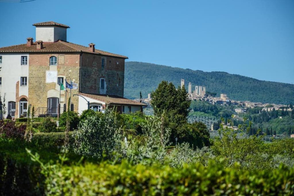 Castello Di Fulignano Ottone Superior Apartment 圣吉米纳诺 外观 照片