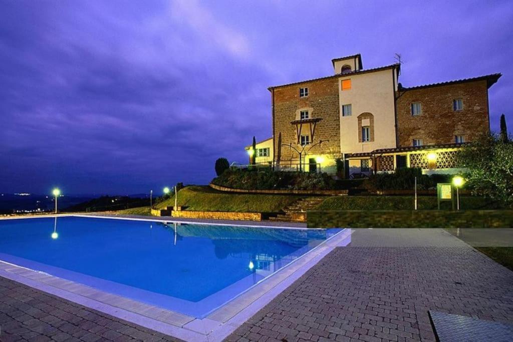 Castello Di Fulignano Ottone Superior Apartment 圣吉米纳诺 外观 照片